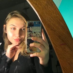 Meet your Posher, Caylee